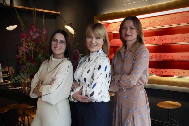 Das Blumenkind-Team in der Blumengalerie: Natalia, Elmira Kinderknecht und Margarita